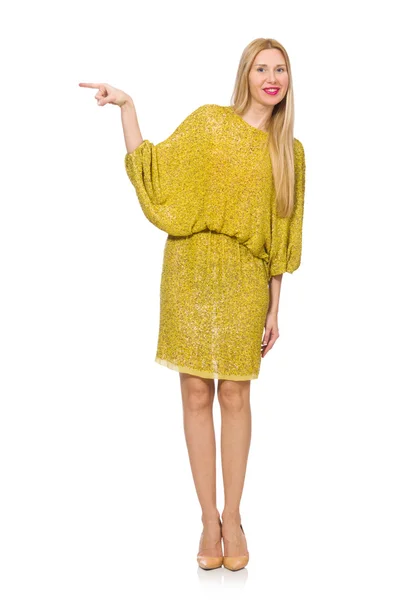 Ganska lång kvinna i gul klänning isolerad på vit — Stockfoto