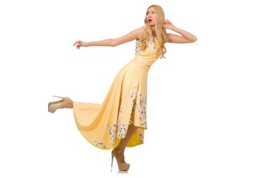 Büyüleyici elbiseli sarışın kız