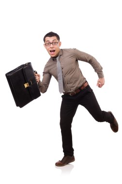 Genç adam beyaz izole evrak çantası elinde