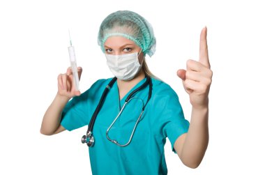 Beyaz şırıngalı kadın doktor