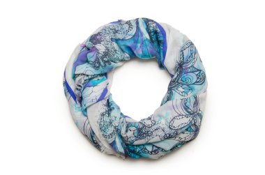 Güzel eşarp üzerinde beyaz izole