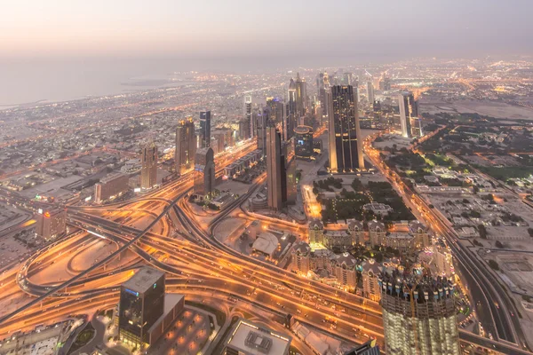 Notte Dubai durante il tramonto — Foto Stock