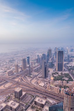 Gün batımında Dubai 'nin Panoraması