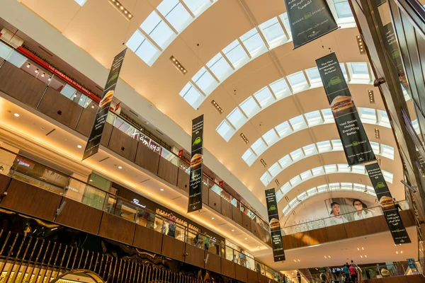 Торговый центр Dubal Mall — стоковое фото