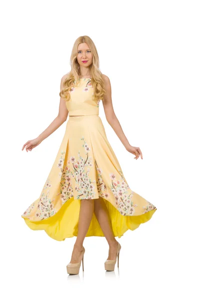 Blond tjej i charmig klänning med blomma utskrifter — Stockfoto