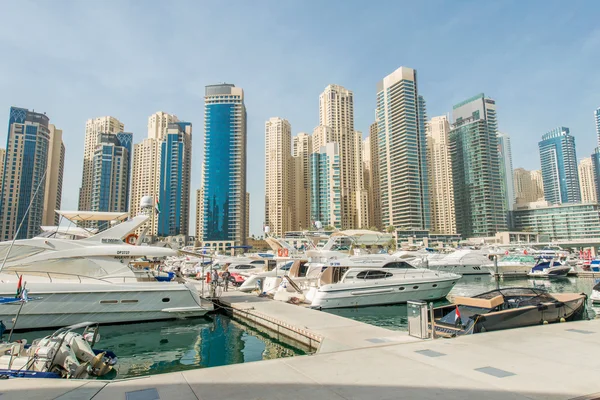 Distretto Marina negli Emirati Arabi Uniti — Foto Stock