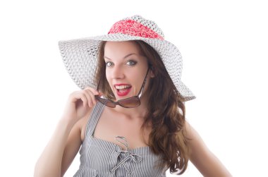 Şapkalı genç kadın.