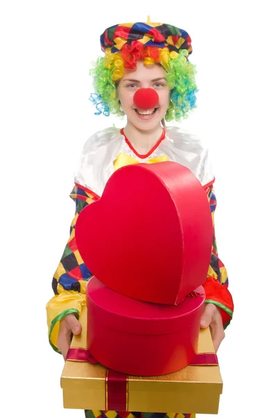 Clown avec boîte cadeau isolé sur blanc — Photo