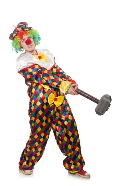 Clown met hamer geïsoleerd op wit — Stockfoto