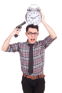 Çalar saat üzerinde beyaz izole tutarak çalışan