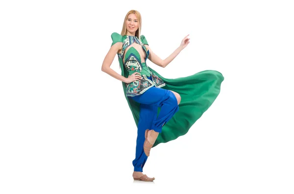 Женщина в восточной зеленой одежде изолирована на белом — стоковое фото
