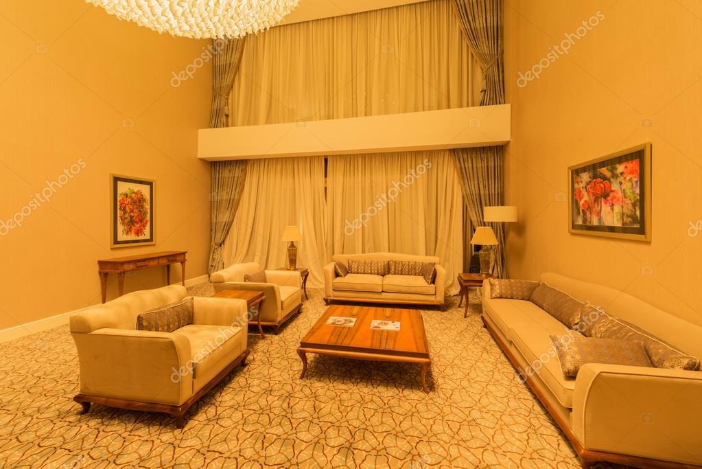 Kamer interieur met modern meubilair — Stockfoto © Elnur_ #83044204 Kamer interieur met modern meubilair — Stockfoto © Elnur_ #83044204