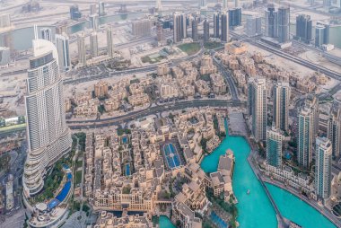 Gün batımında Dubai 'nin Panoraması