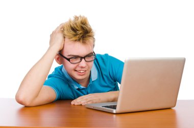 Öğrenci izole dizüstü bilgisayar ile