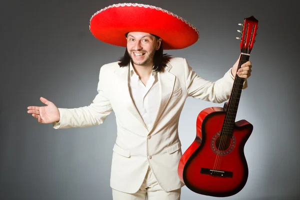 Jovem guitarrista mexicano — Fotografia de Stock