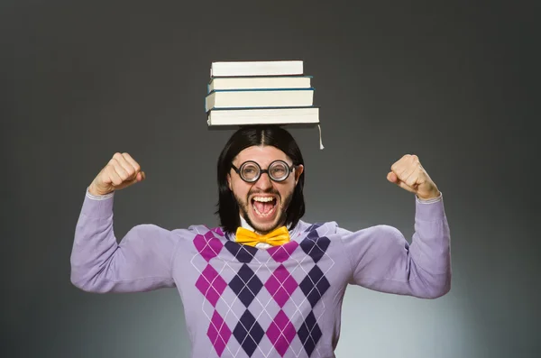 Jovem estudante com livro — Fotografia de Stock