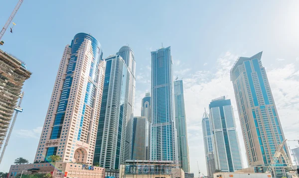 Dubai - AUGUST 9, 2014: Dubai Marina district on August 9 in UAE. Dubai is fastly developing city in Middle East — Stock Photo, Image