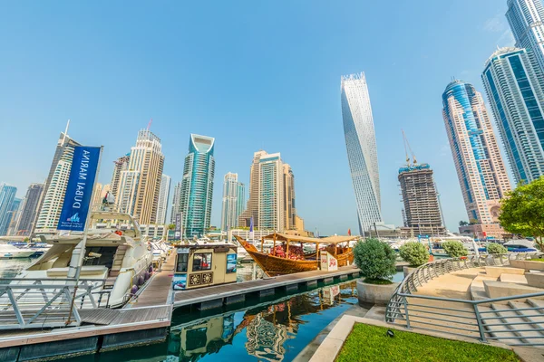 Dubai Marina district — Stock Photo, Image