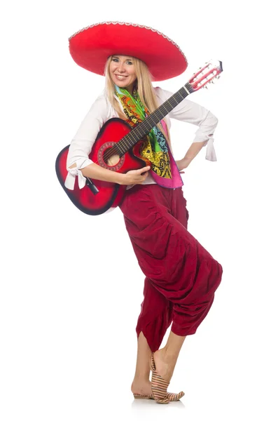 Mujer usando guitarra con sombrero — Foto de Stock