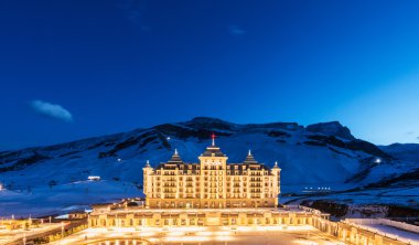 Shahdag - 27 Şubat 2015: A 'da Turist Otelleri