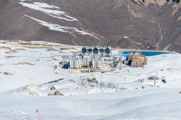 Shahdag - 27 DE FEBRERO DE 2015: Hoteles Turísticos en Febrero —  Fotos de Stock