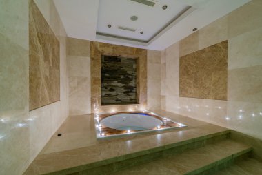 Mumlar yanan ile spa Oda