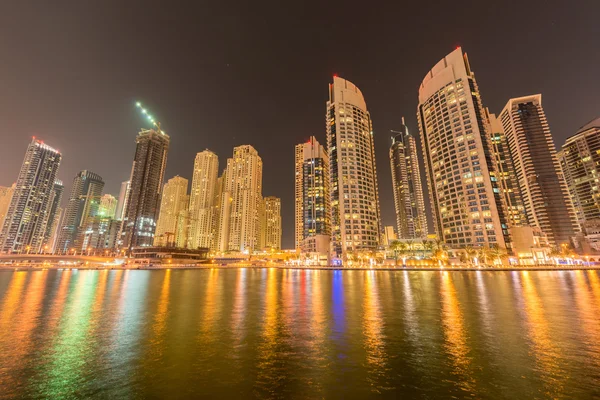 Dzielnicy Dubai Marina w Zjednoczonych Emiratach Arabskich — Zdjęcie stockowe