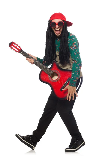 Man met gitaar in muzikaal concept op wit — Stockfoto