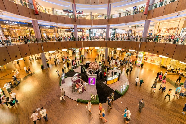 Dubai - 7 de agosto de 2014: Centro Comercial Dubal Mall el 7 de agosto en — Foto de Stock