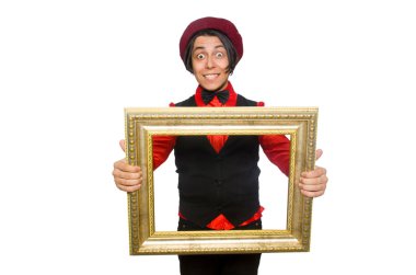 Beyaz tenli komik sanatçı.