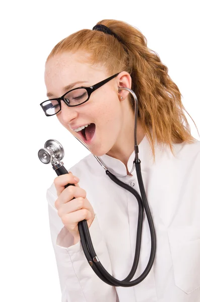 Bella medico femminile con stetoscopio isolato su bianco — Foto Stock