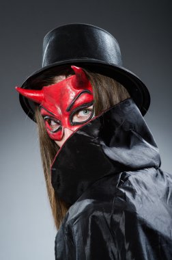 Cadılar Bayramı konseptinde komik şeytan