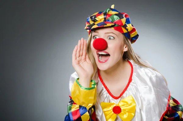 Clown dans le concept drôle — Photo