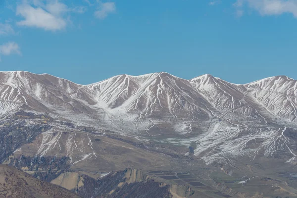 아제르바이잔의 Qusar 지역에서 겨울 산 — 스톡 사진