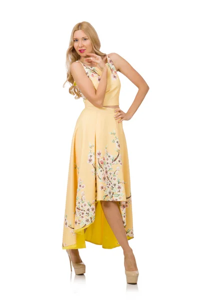 Blondynka w uroczej sukience z kwiatowymi nadrukami na białym — Zdjęcie stockowe