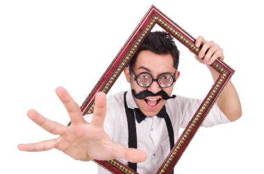 Beyaz izole kare olan genç adam