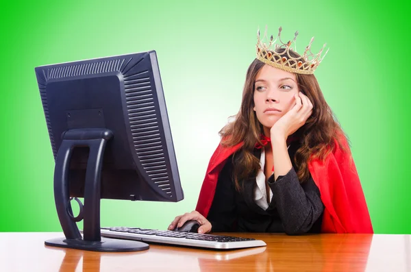 Office queen isolerat på gröna — Stockfoto