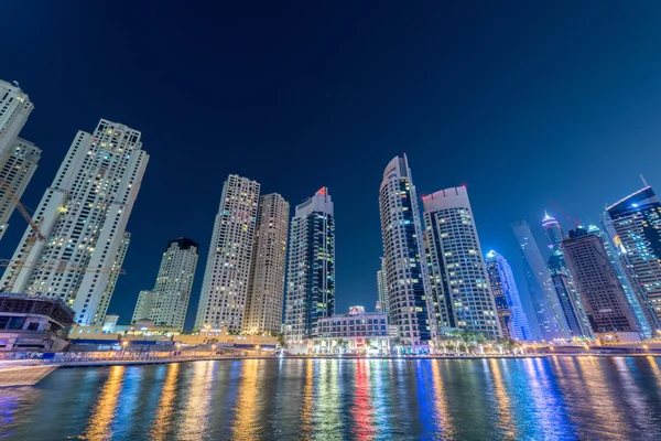 Dubai marina district — Stockfoto