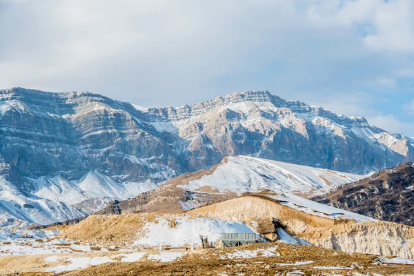 アゼルバイジャンの冬の間に山 — ストック写真