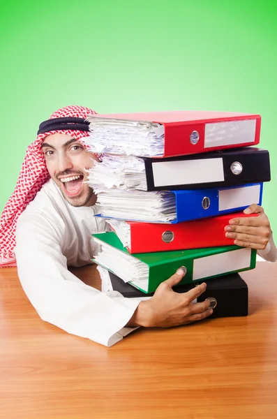 Uomo d'affari arabo nel concetto di business — Foto Stock