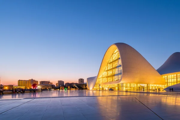 Centro Heydar Aliyev. BAKU — Fotografia de Stock