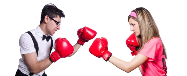 Sportsman et employé de bureau kickboxing isolé sur blanc — Photo