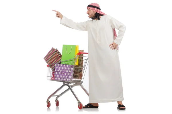 Homem árabe fazendo compras isolado no branco — Fotografia de Stock