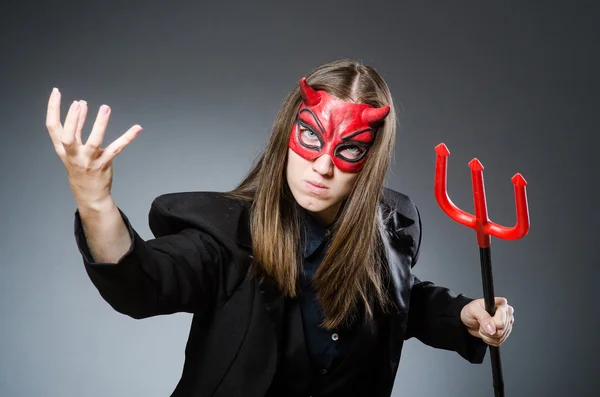 Diabo engraçado no conceito de Halloween — Fotografia de Stock