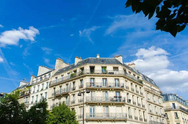 Casas típicas genéricas en Paris Francia —  Fotos de Stock