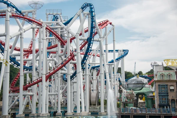 Railway of roller coaster in amusement park — Stock Photo, Image