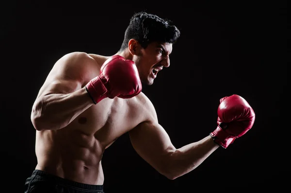 Muskularny mężczyzna w koncepcji boksu — Zdjęcie stockowe