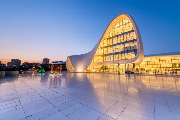 Heydər Əliyev Center Bakoe — Stockfoto