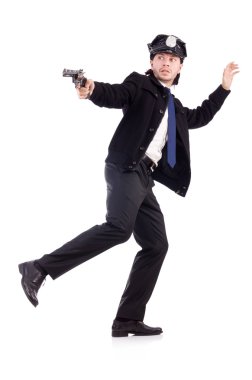 Polis memuru beyazda izole edilmiş.