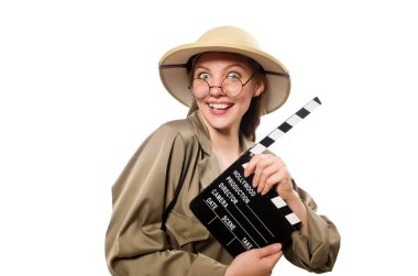 Beyaz safari şapkalı kadın.